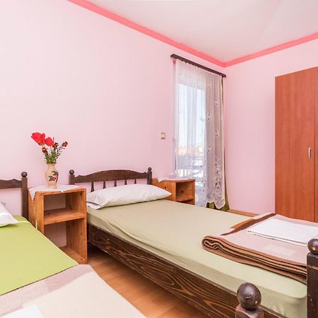 Studios Kastel Буйе Екстериор снимка