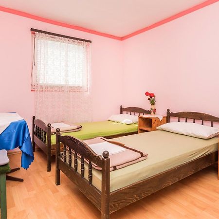 Studios Kastel Буйе Екстериор снимка